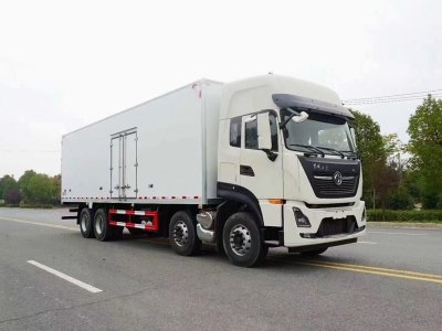 東風天龍KL前四后八冷藏車